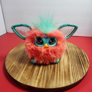 Hasbro Furby Furblets Coral Coral-Sweet Electronic Plush Toy Mini Friend 2023